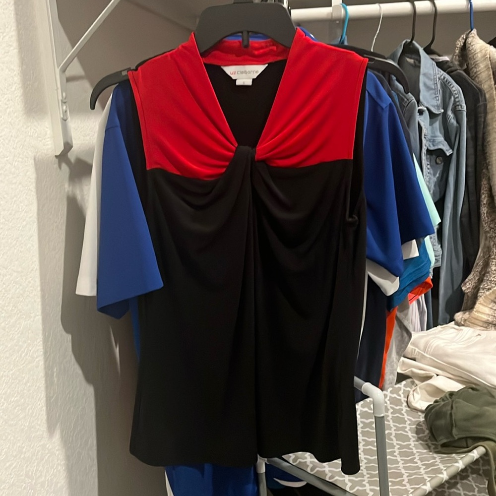 Liz Claiborne red & blk women blouse